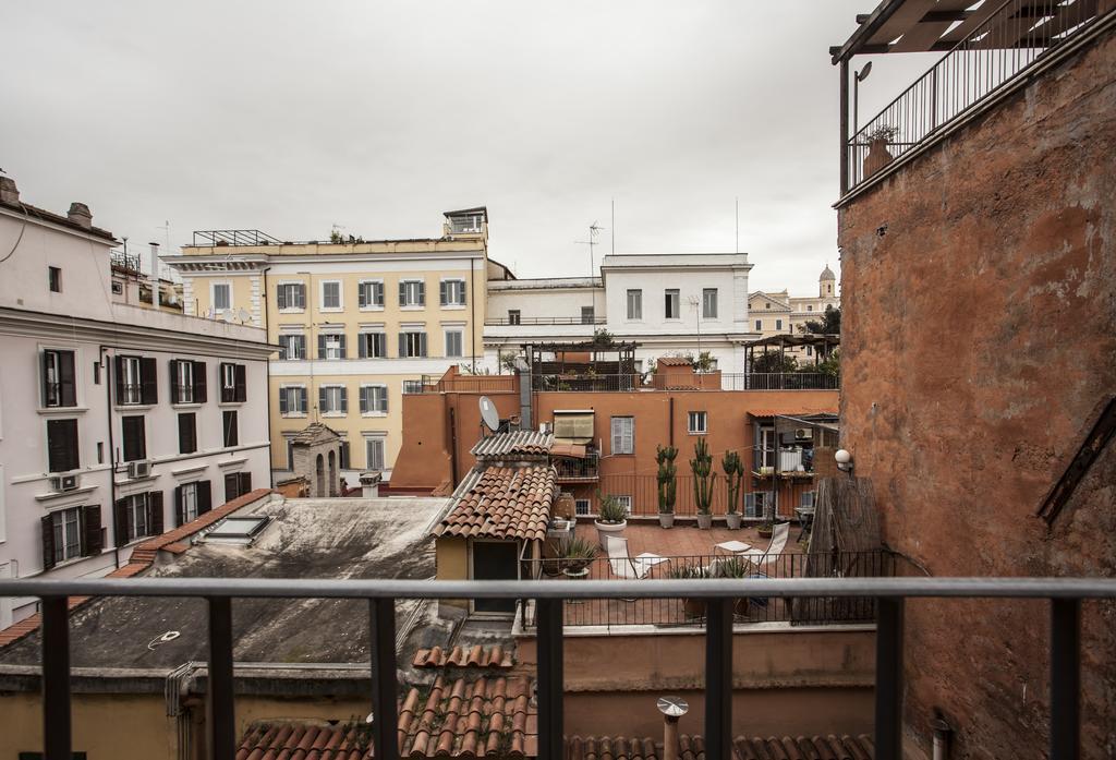 Domus Colosseum Apartment Rome Exterior photo